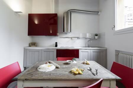 Red Appartamento Immerso Tra Le Mura Bolognesi 외부 사진