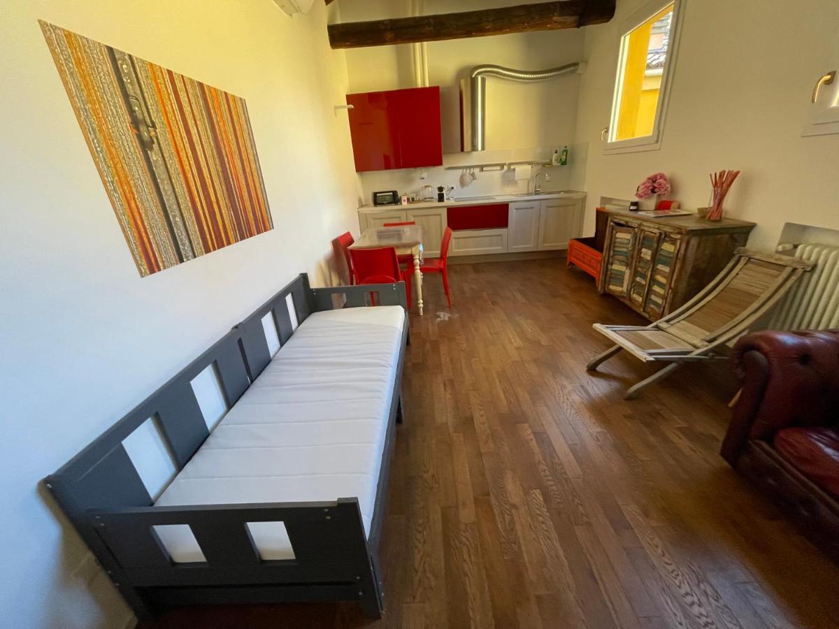 Red Appartamento Immerso Tra Le Mura Bolognesi 외부 사진